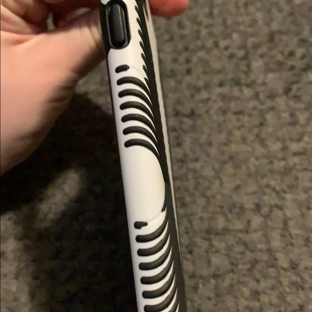 IPHONE 7 PLUS CASE SPECK - Picture 3 of 3